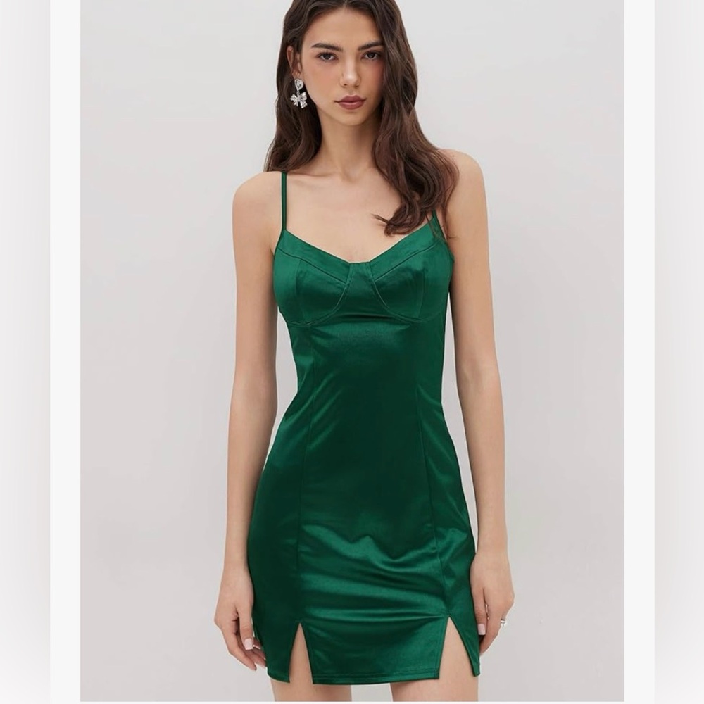 CIDER NWOT Dress Sleeveless V Neck Split Hem Spaghetti Strap Party Club Summer